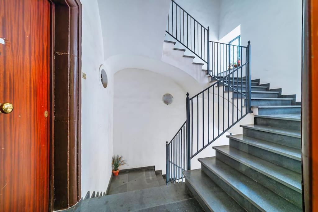 Centro- Benedettini'S Apartament Catania Luaran gambar